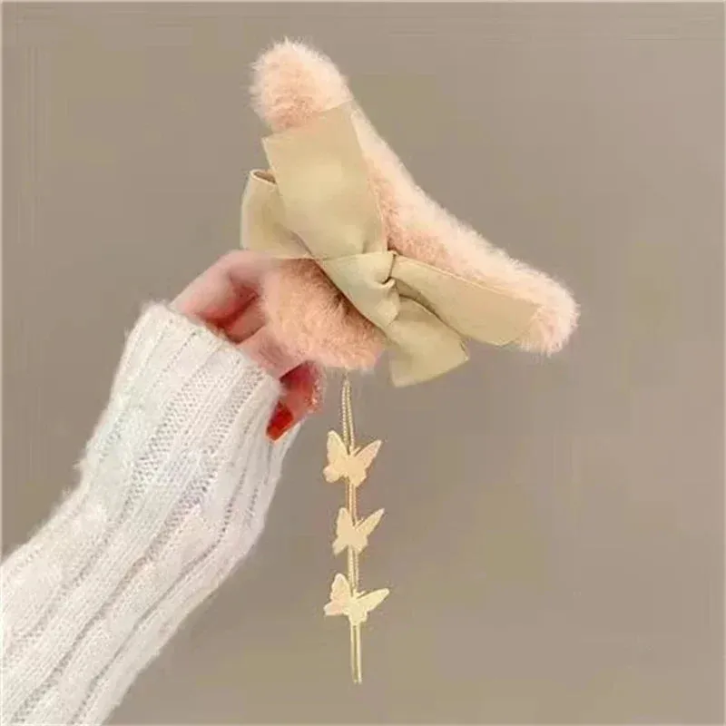 🎀 Plush Bow & Tassel Hair Claw Clips ✨ Cute Korean Style for Girls - Perfect Fall & Winter Accessory! 🦈