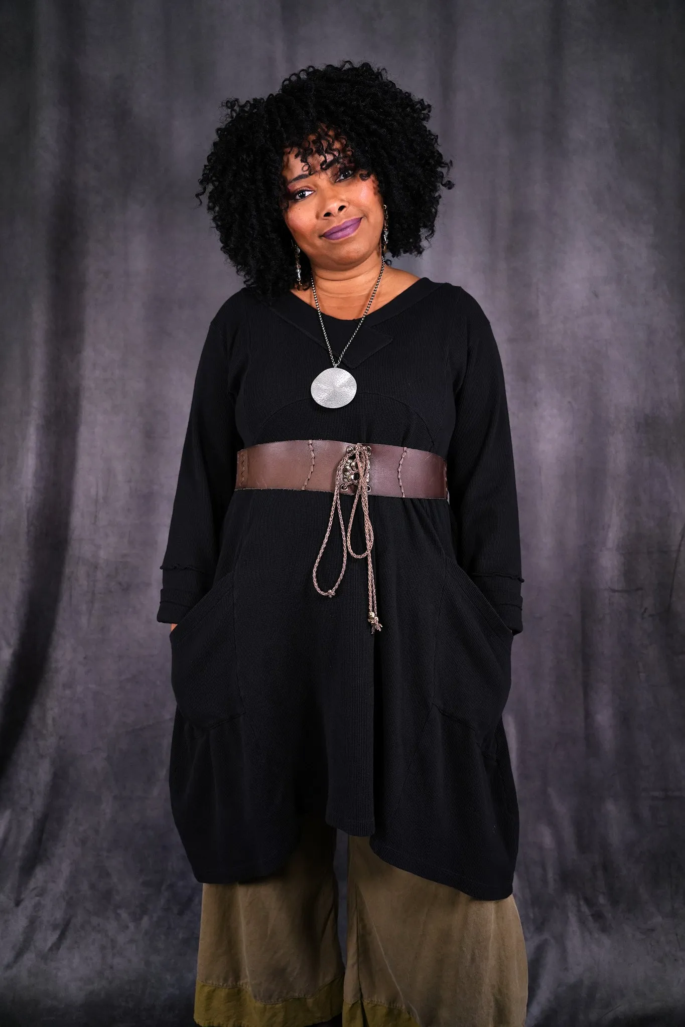 2133 Thermal Urchin Dress Raven