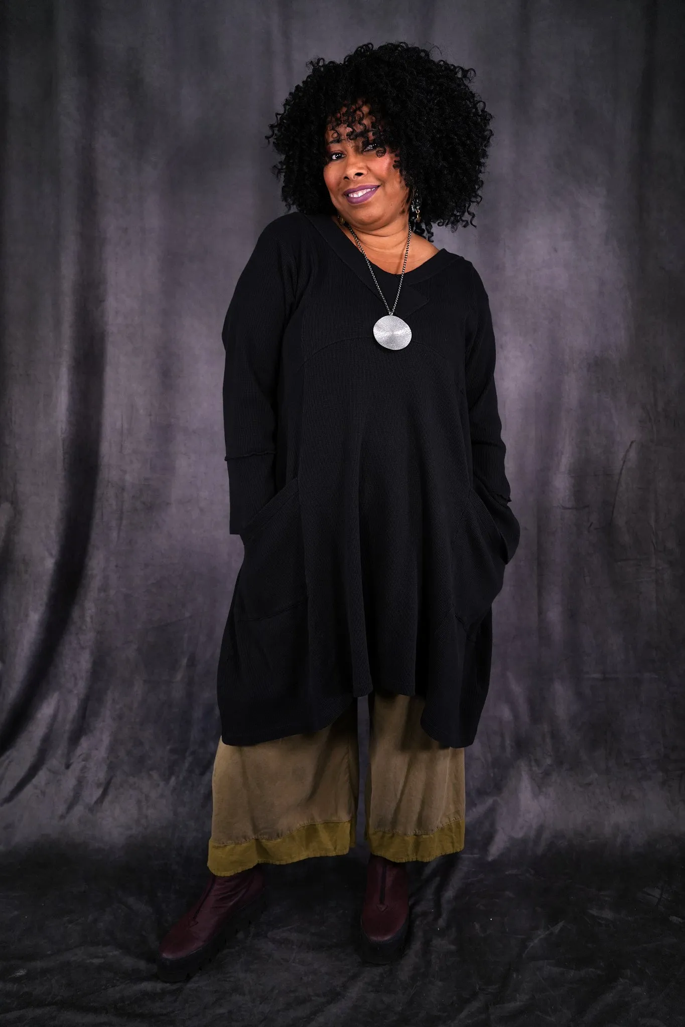 2133 Thermal Urchin Dress Raven