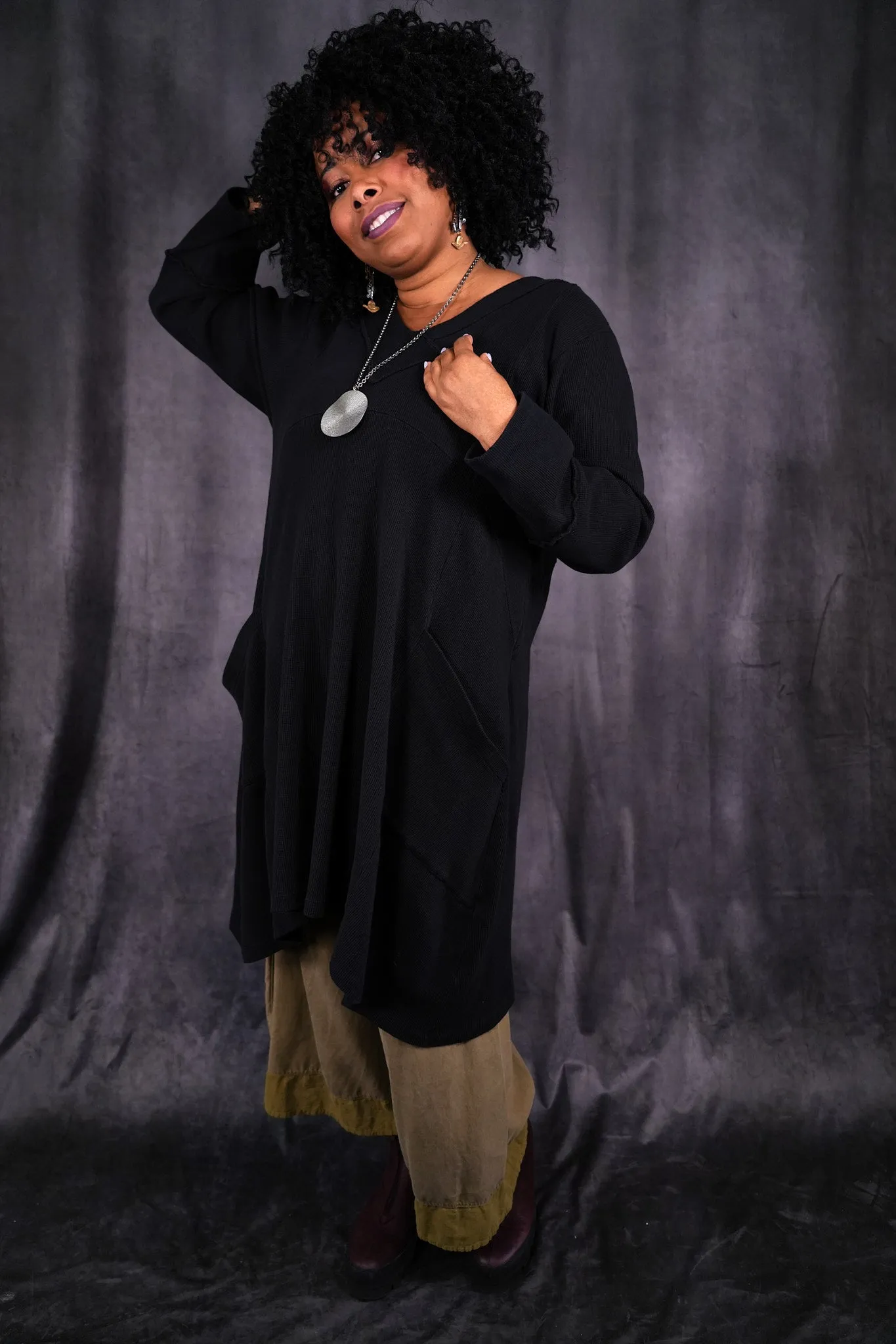 2133 Thermal Urchin Dress Raven