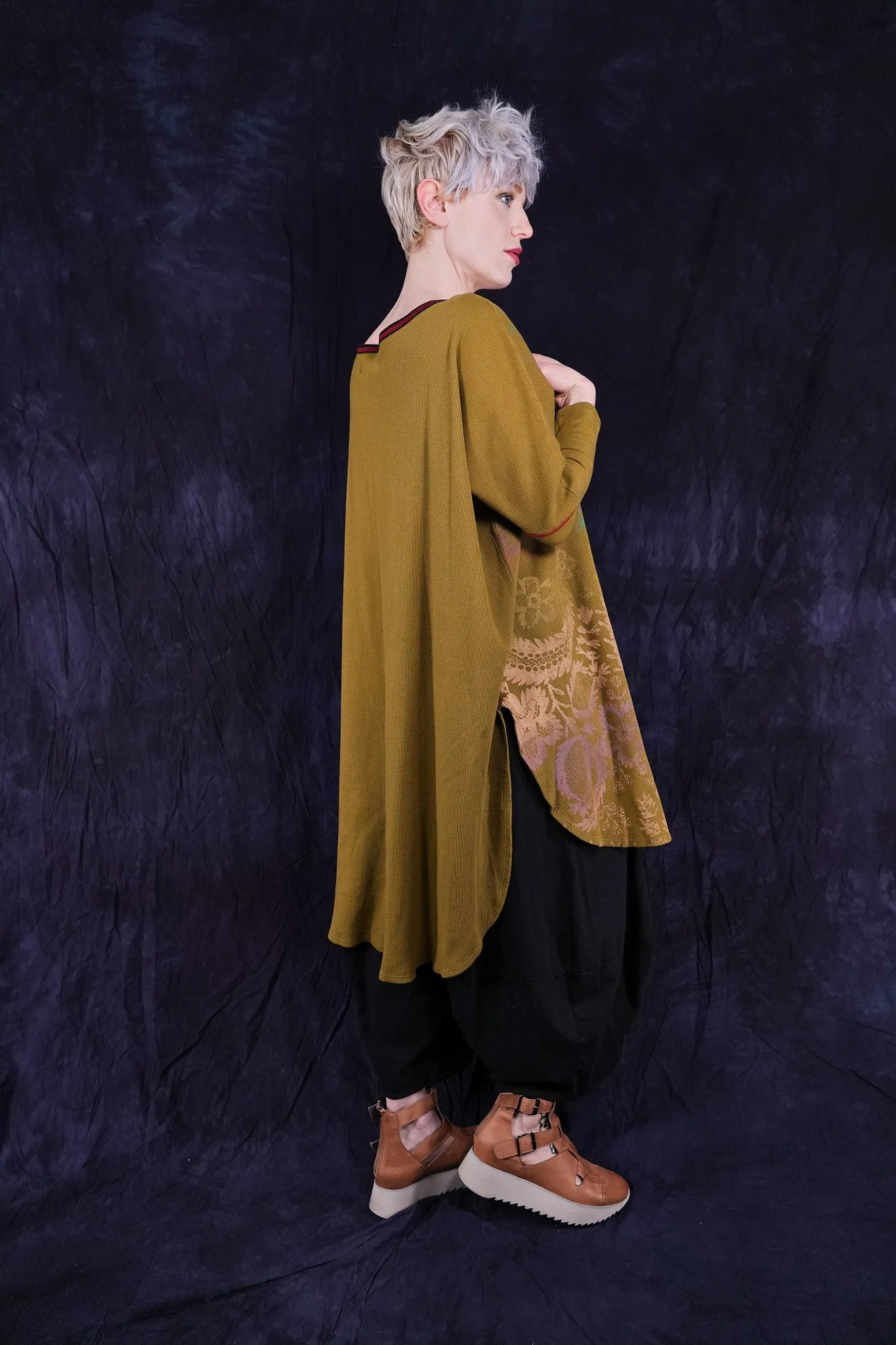 2251-Natural City Tunic Moss Floral-P