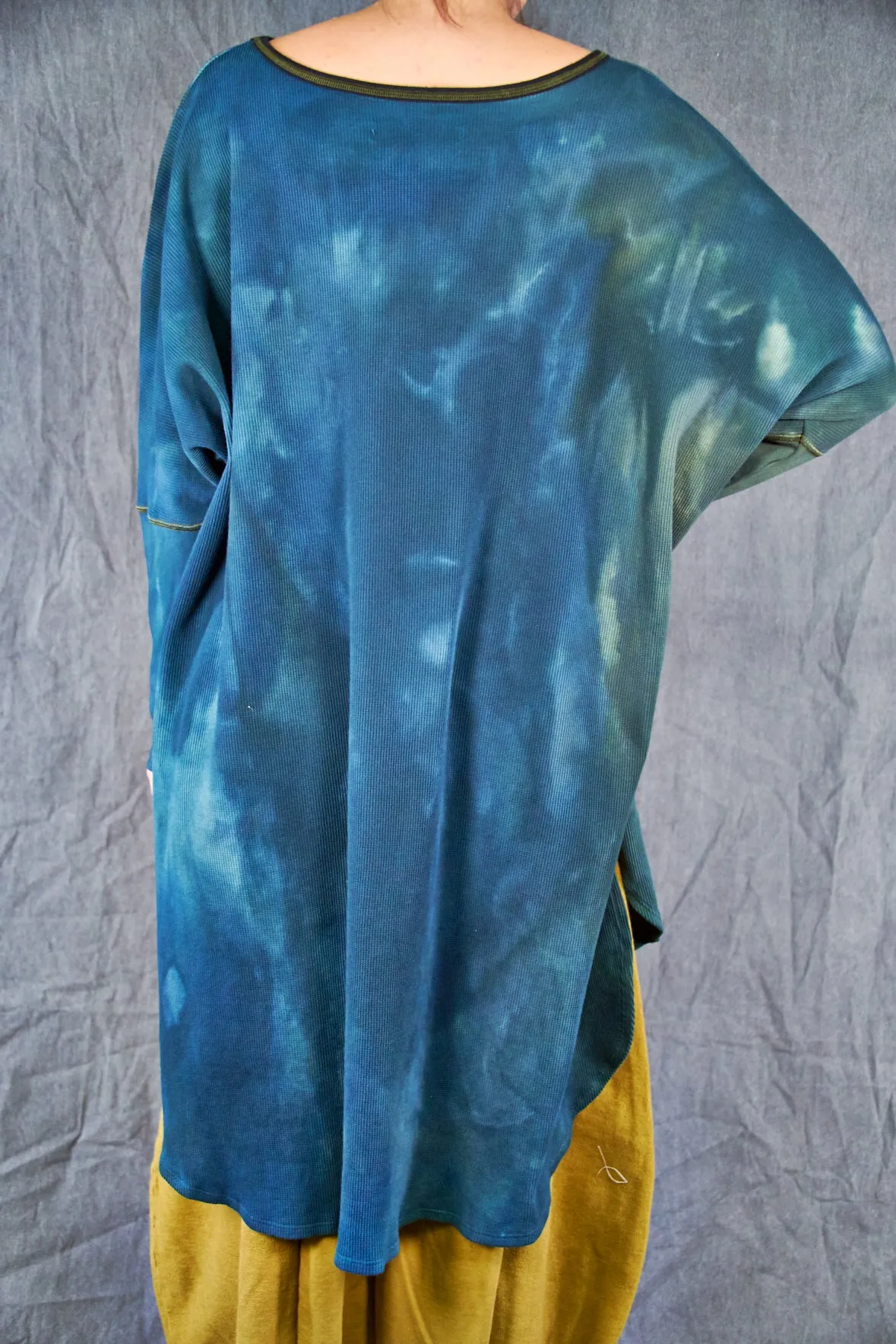 2251HD Hand Dyed Natural City Tunic -Green Jade
