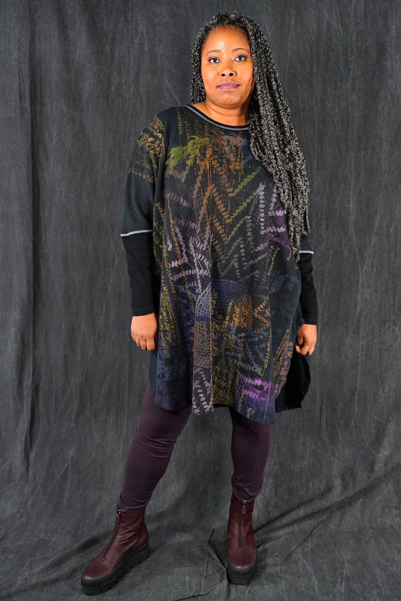2251HD Natural City Tunic Black- Textillery-P