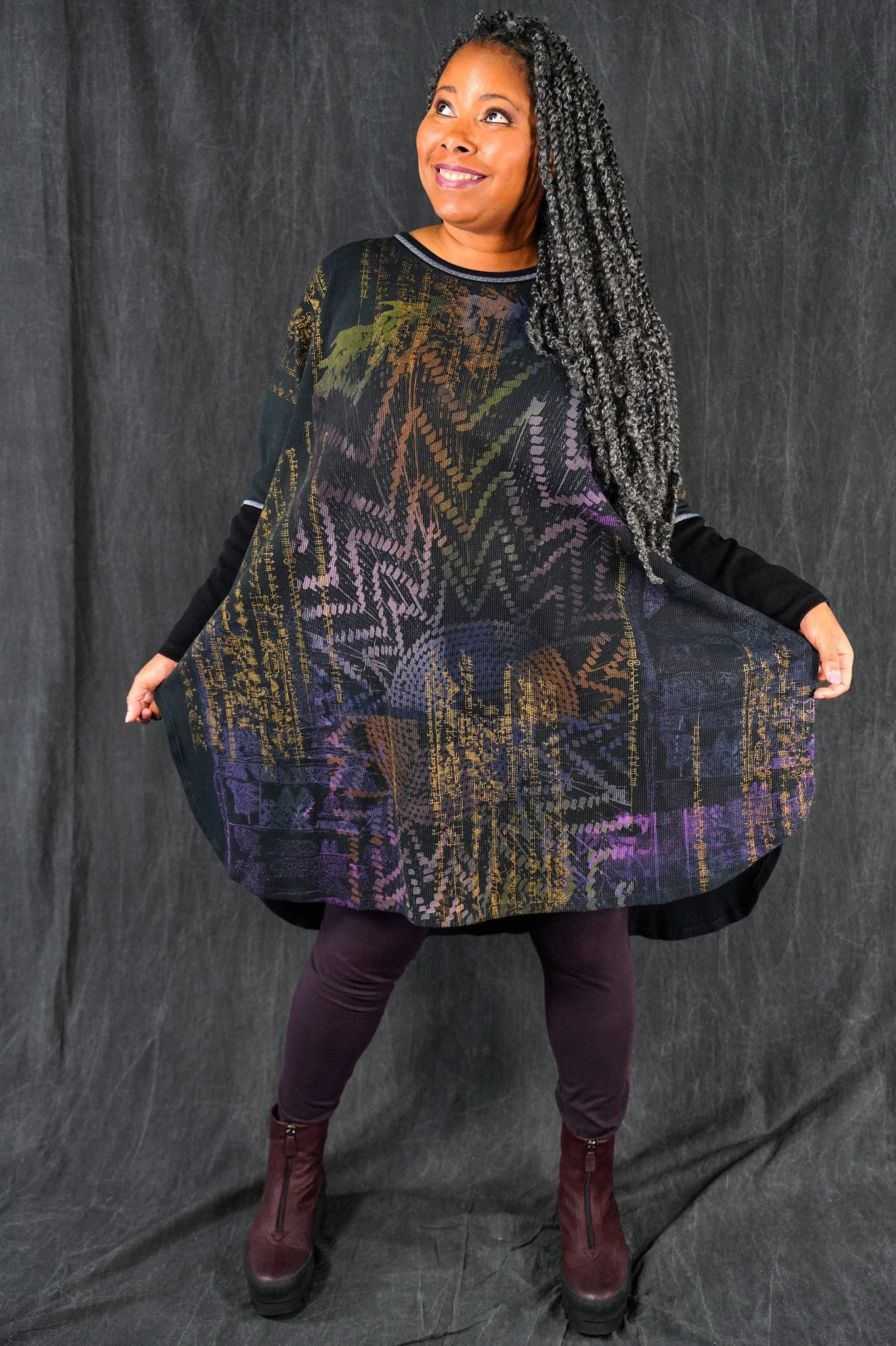 2251HD Natural City Tunic Black- Textillery-P