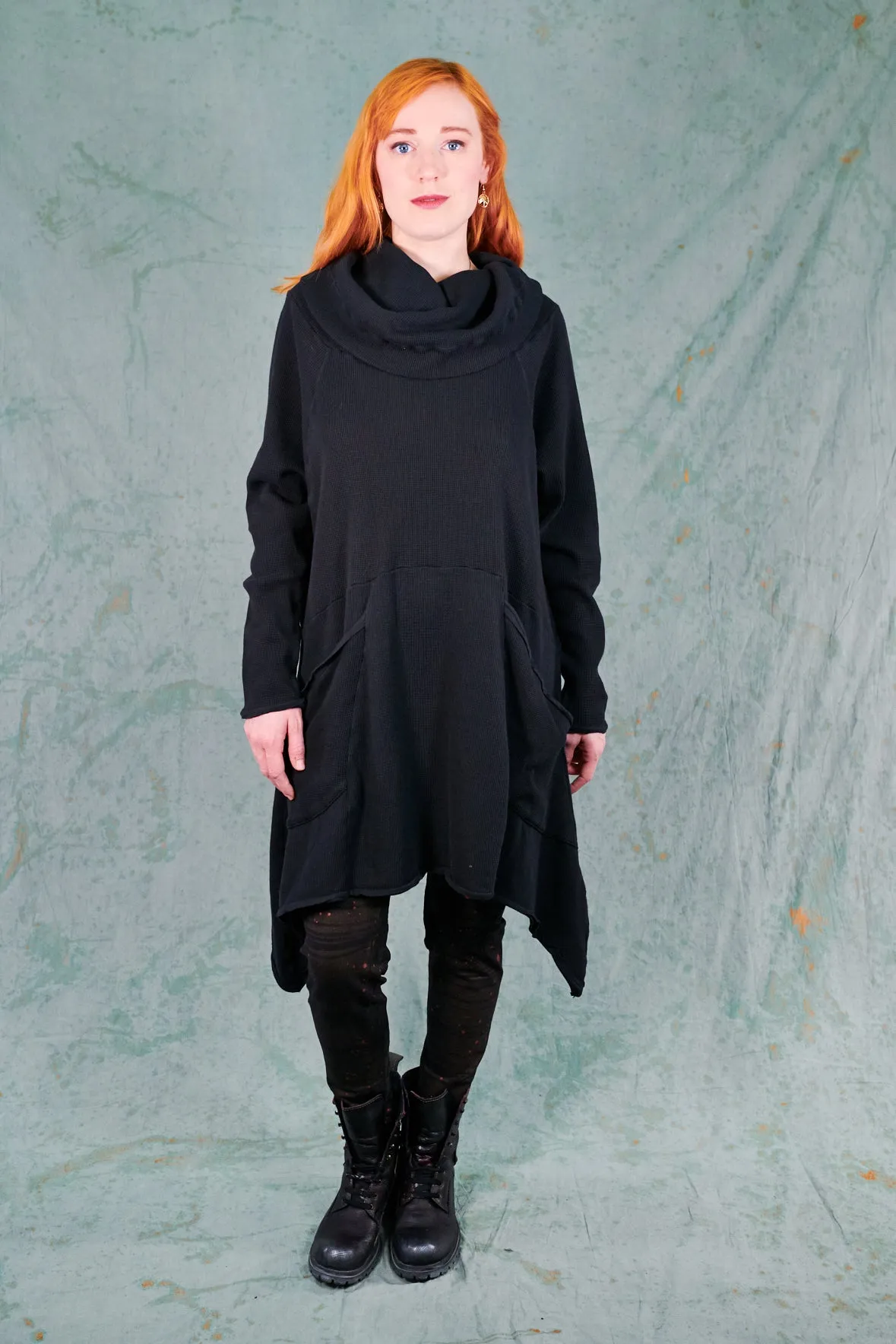 2292 Cowl Thermal Pocket Tunic-Black-Unprinted