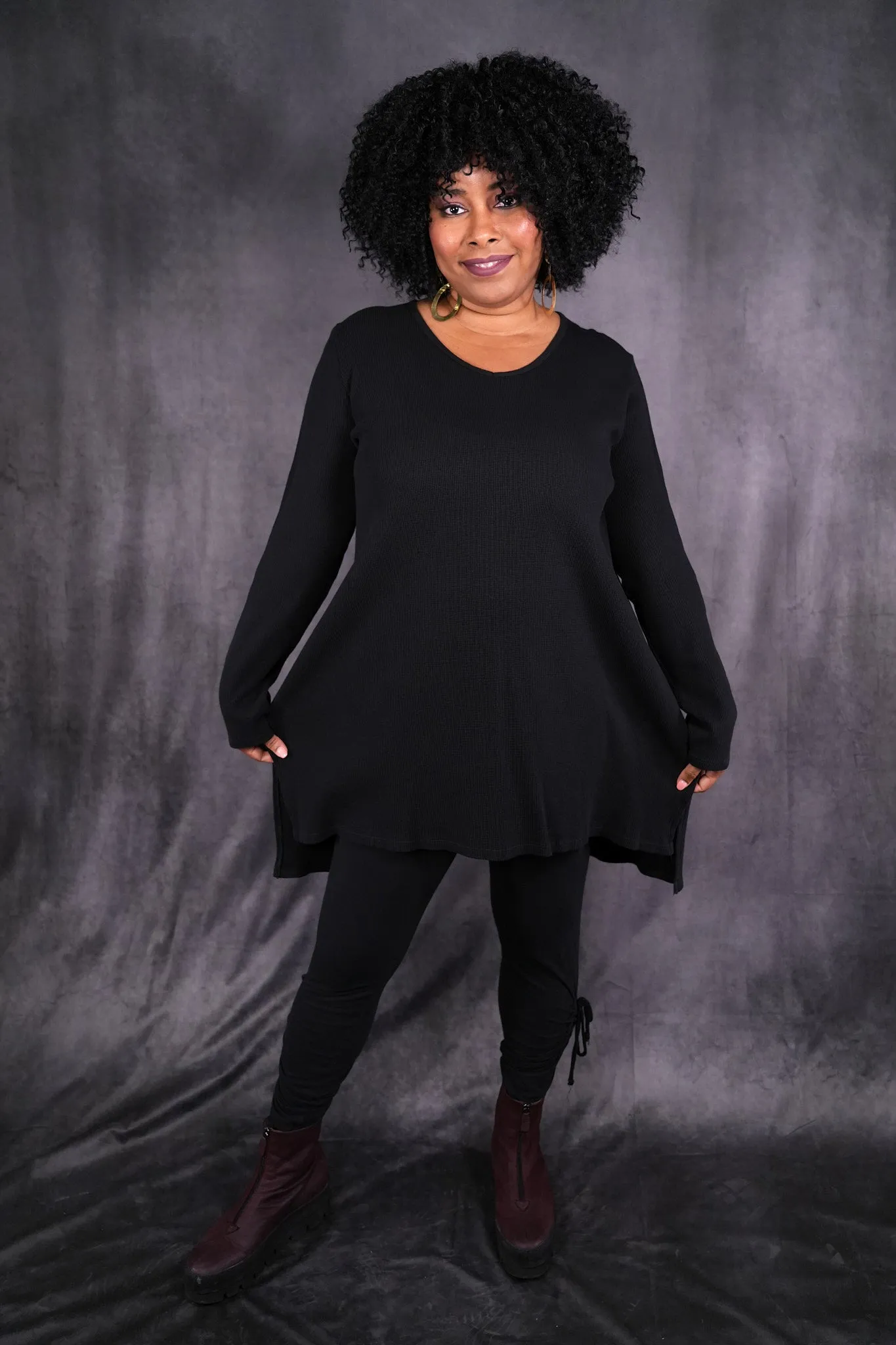 2293 Thermal Voyages Tunic Black-U
