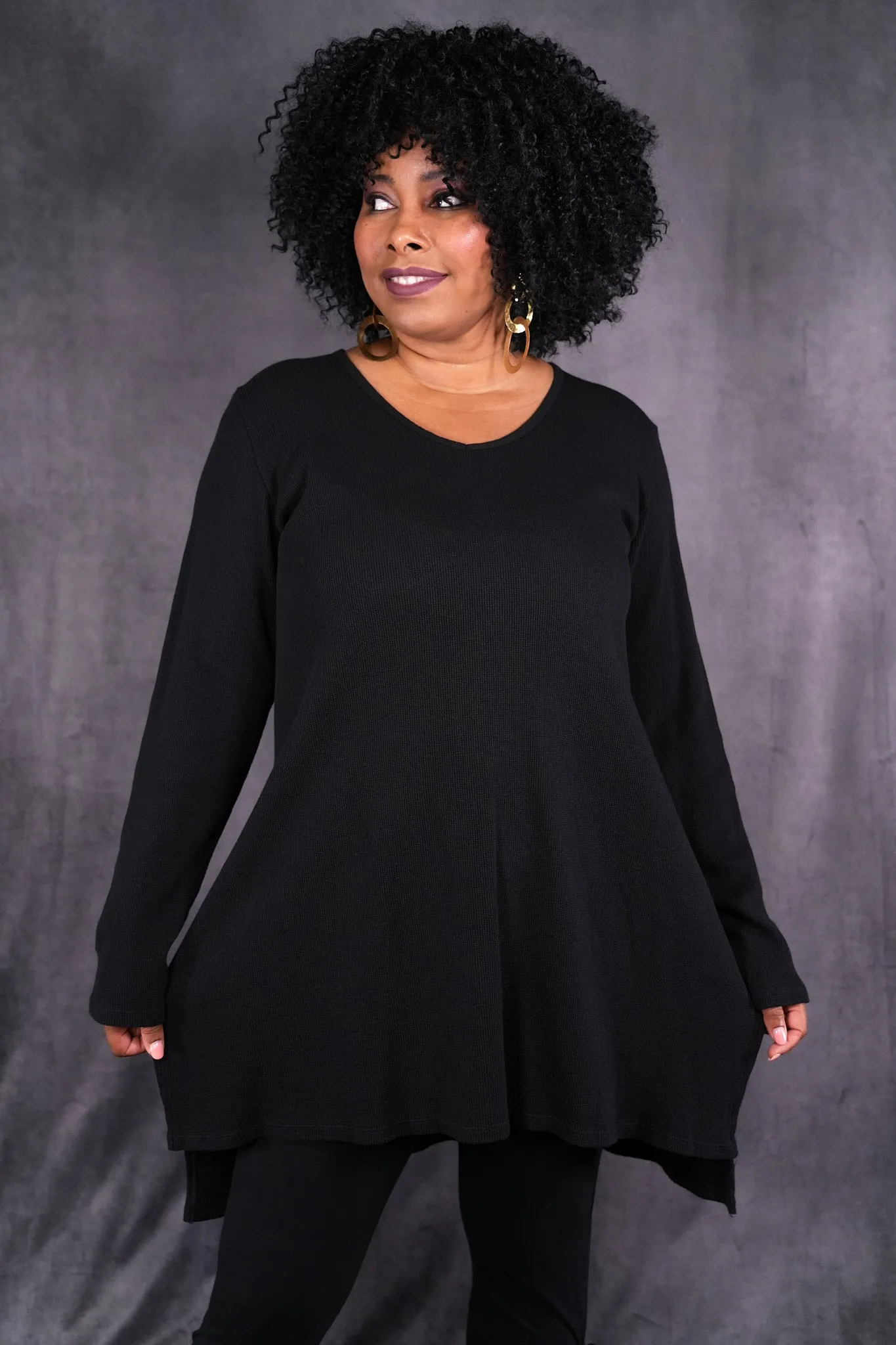 2293 Thermal Voyages Tunic Black-U