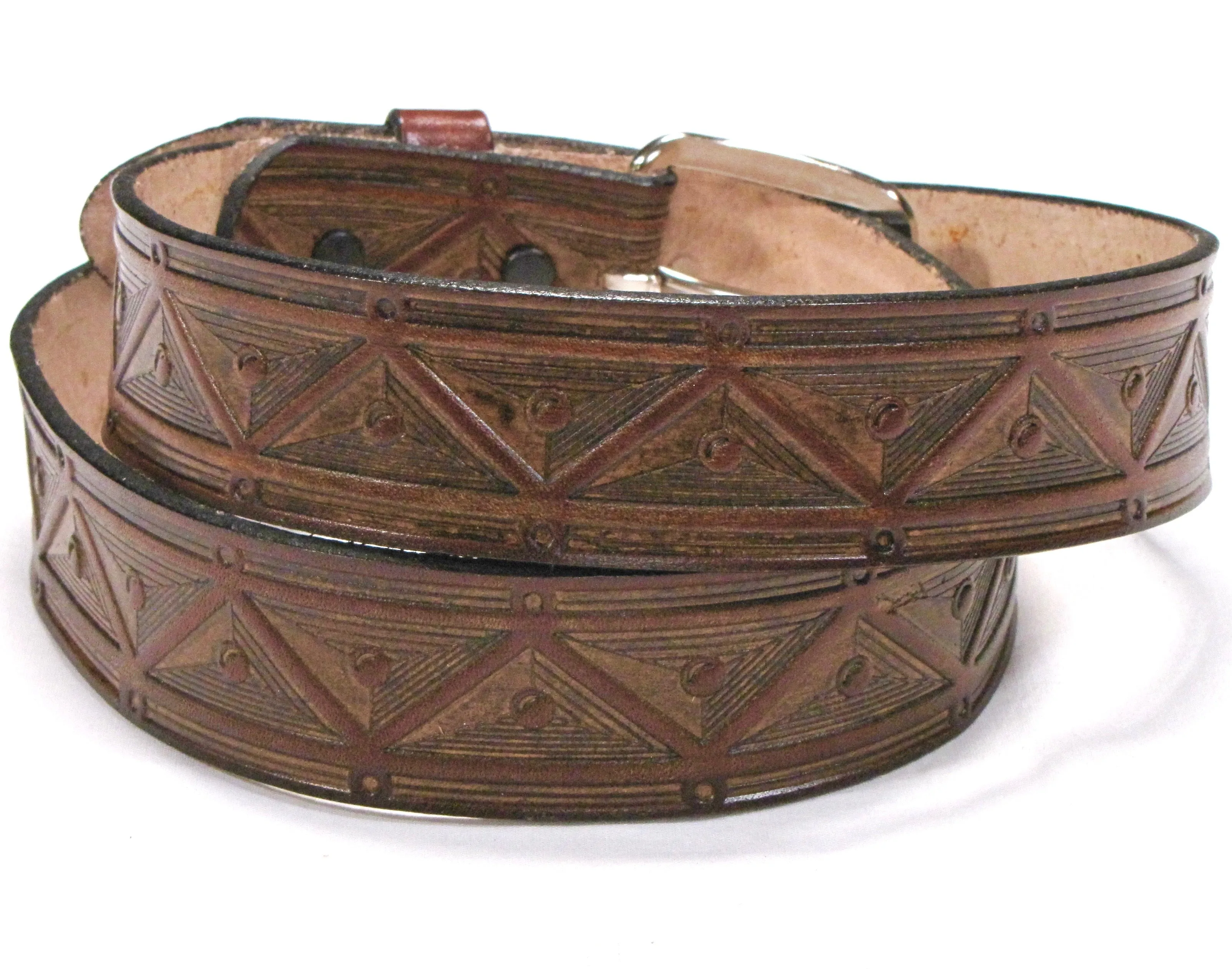 A125  1 1/2" Antique Finish Belt- Triangles Pattern