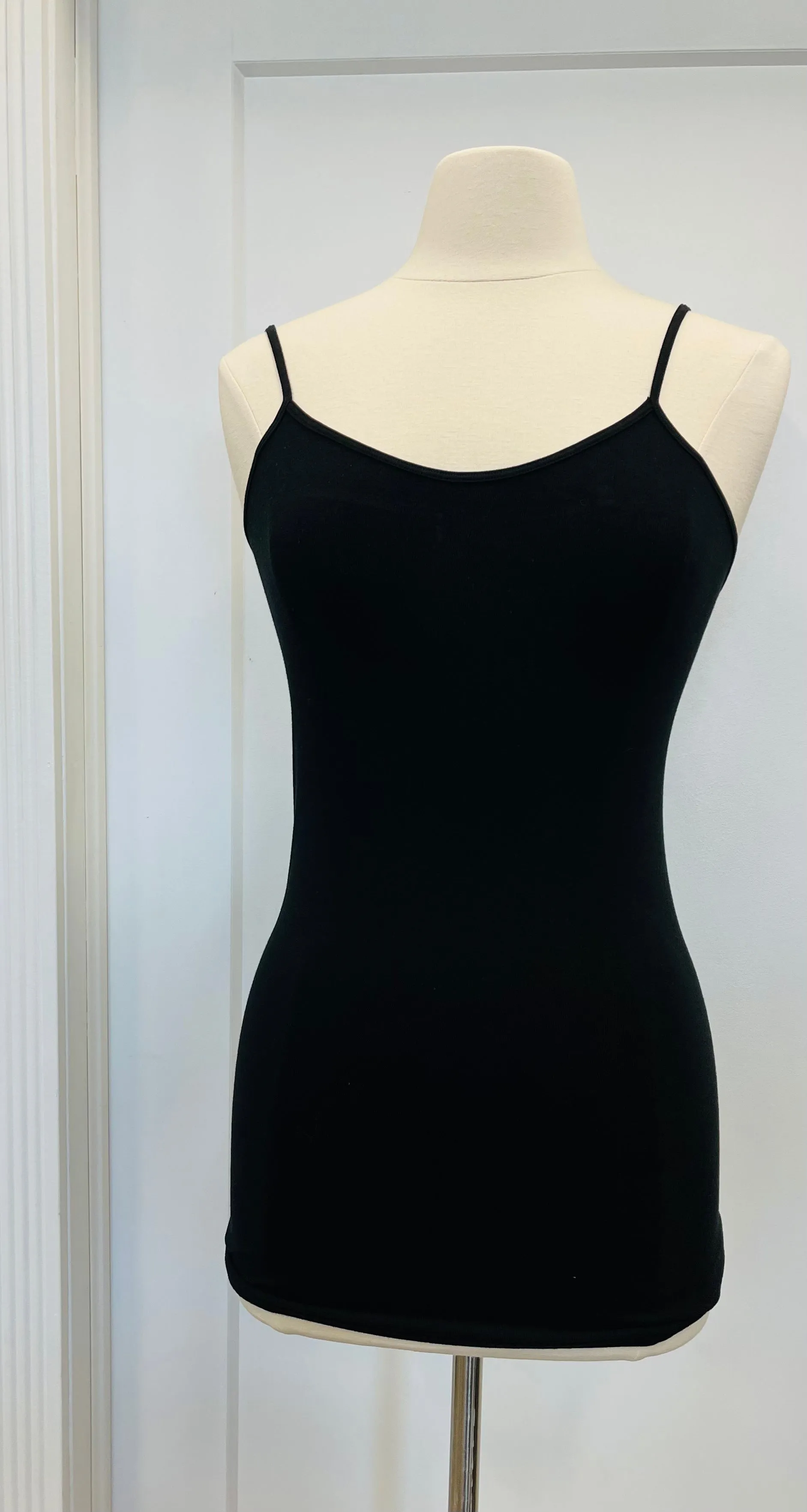 BAMBOO SPAGHETTI TANK - black or white