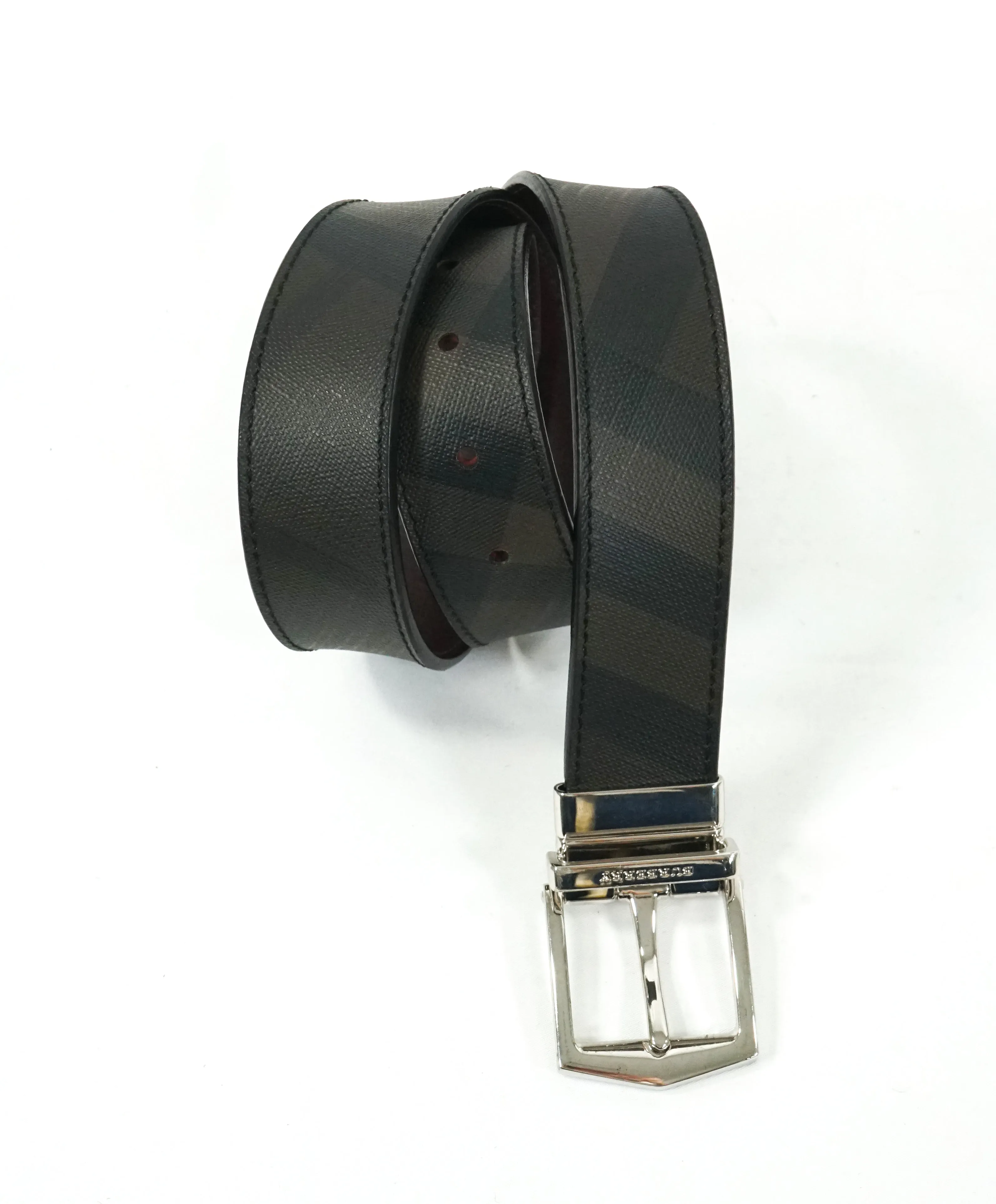 BURBERRY - Tonal Nova Plaid & Burgundy Leather Reversible Belt -  32W (80)