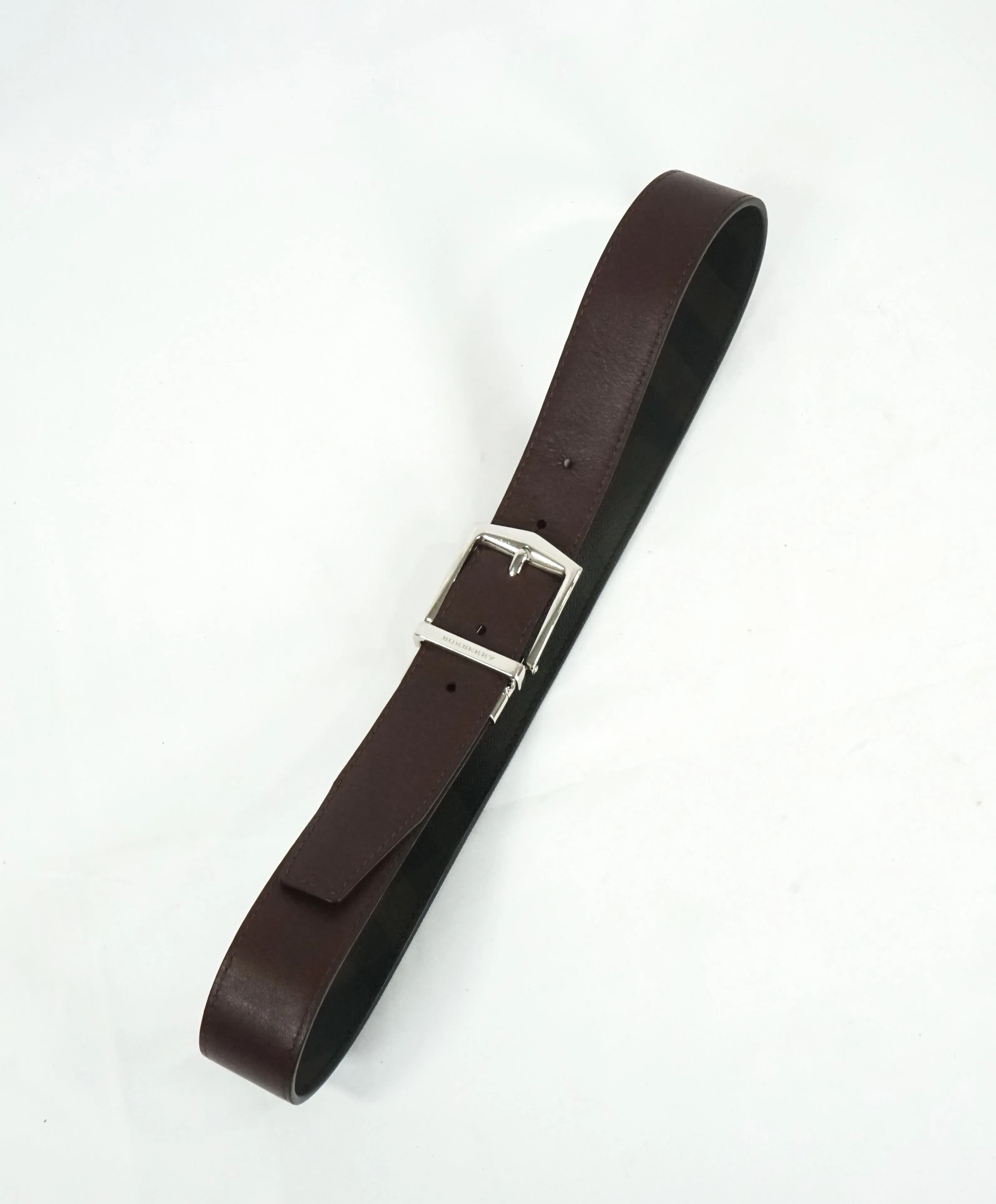 BURBERRY - Tonal Nova Plaid & Burgundy Leather Reversible Belt -  32W (80)