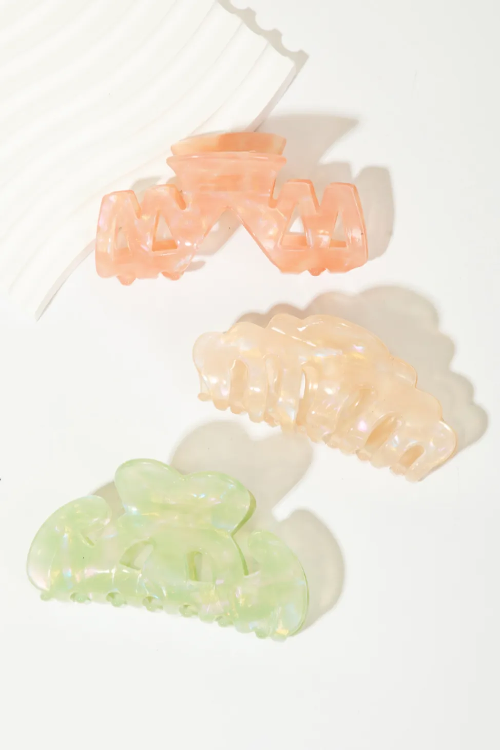 cream jelly chrome clip