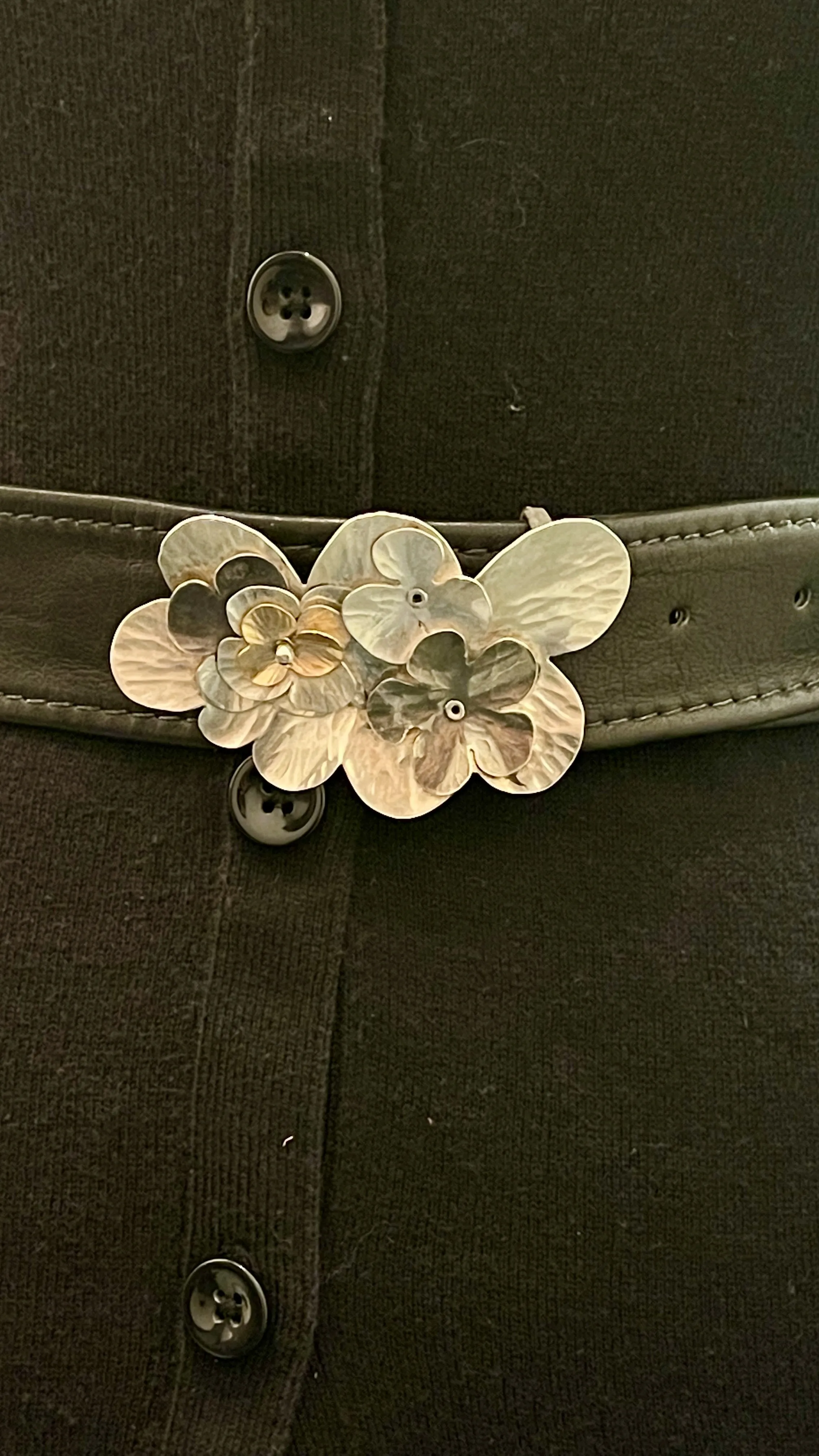 CUSTOM BELT BUCKLE AND GARMENT DYED LEATHER BELT WITH STERLING SILVER AND GOLD   MB5B