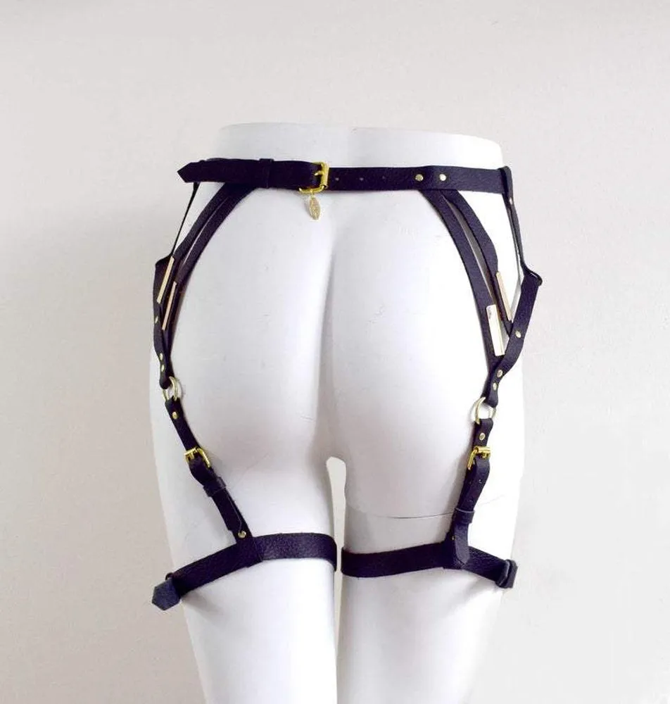 Diedre Leather Leg Harness