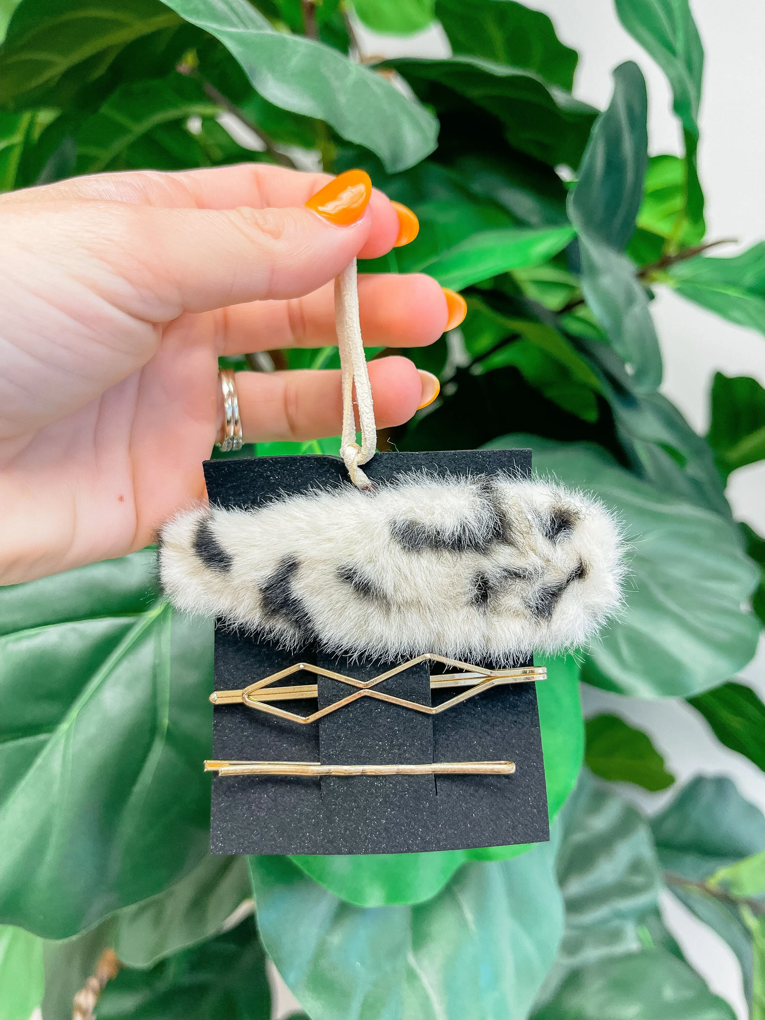 Fuzzy Leopard Hair Clip Set