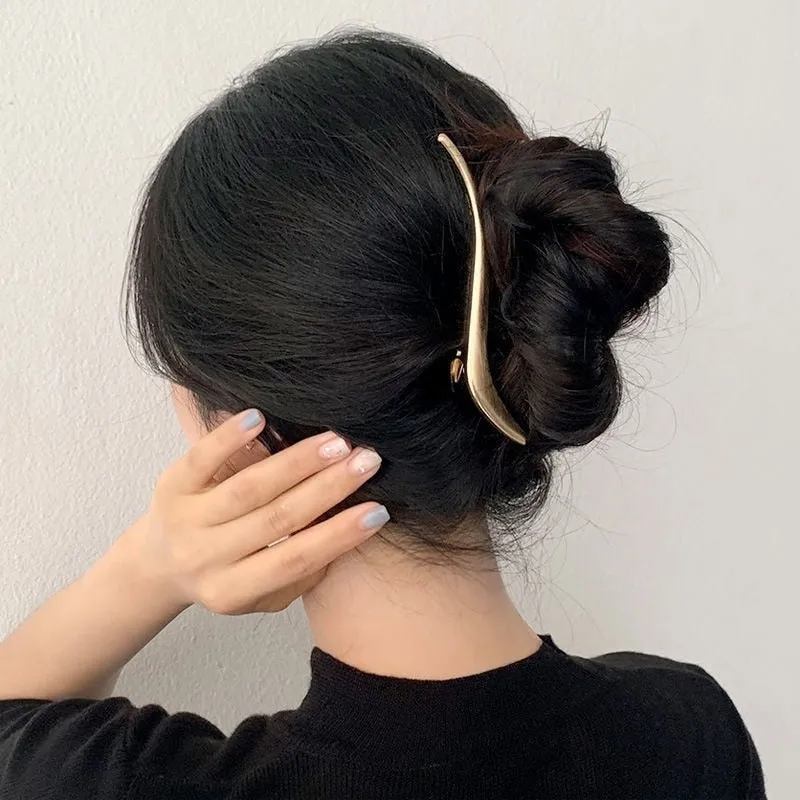 Gold S-Shaped Hairpin Set
