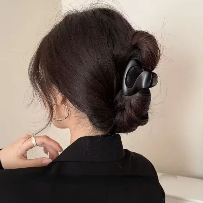 Gold S-Shaped Hairpin Set