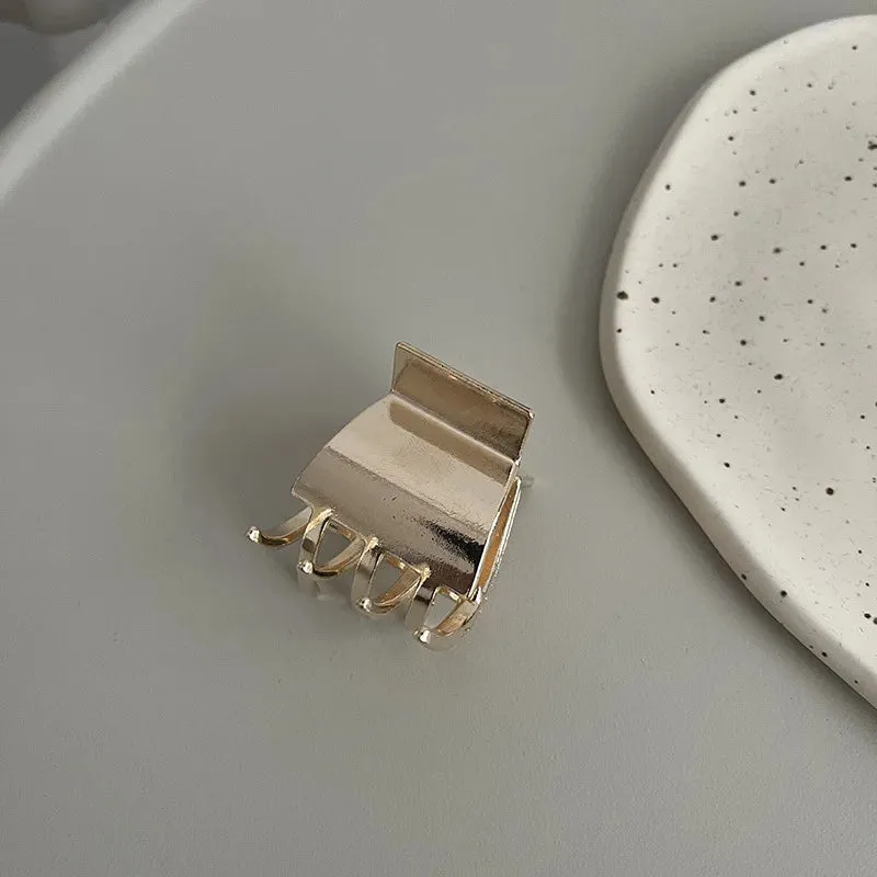 Gold Vintage Hair Claw - Elegant Accessory