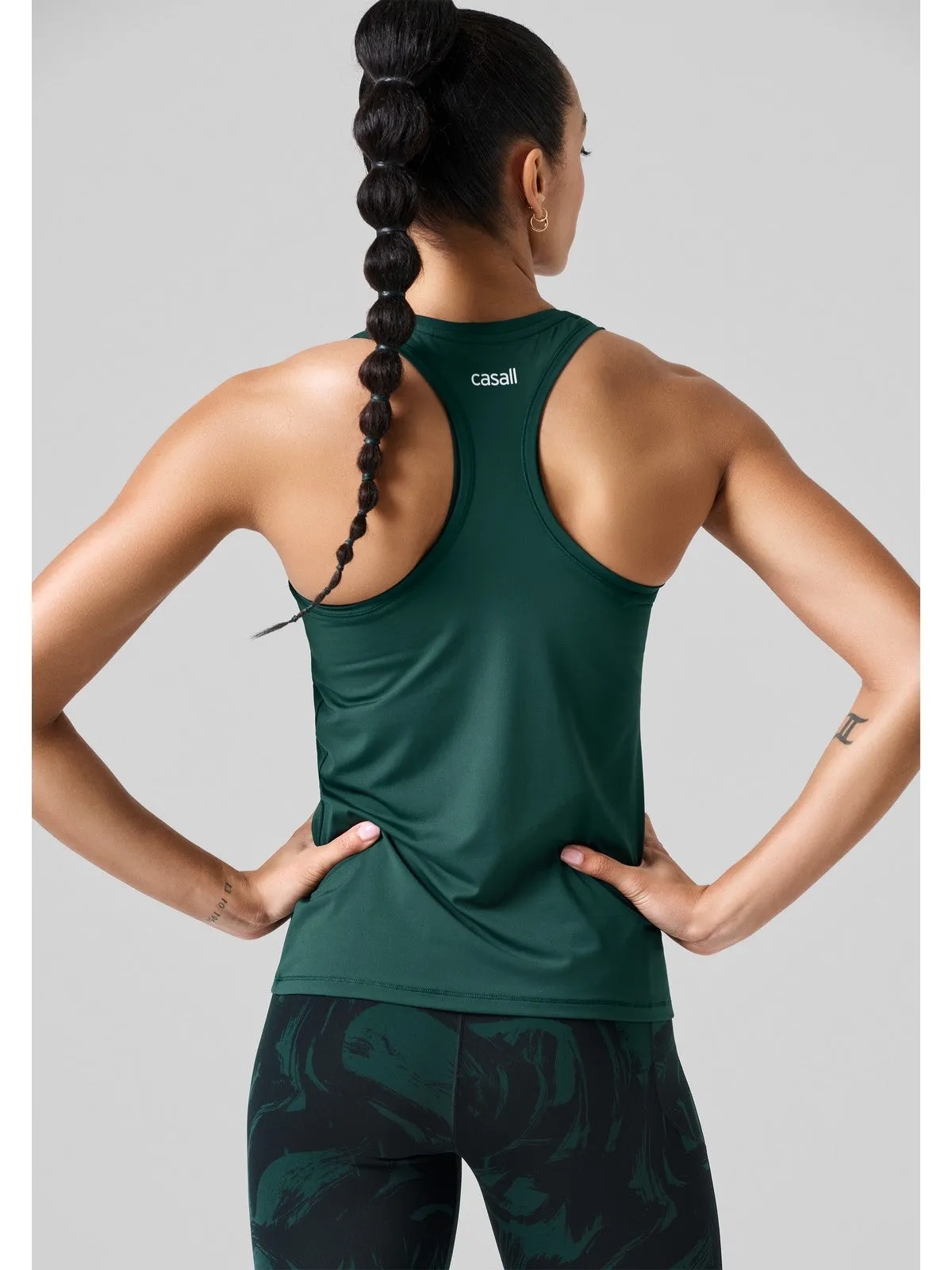 Koszulka CASALL Essential Racerback Tank zielony