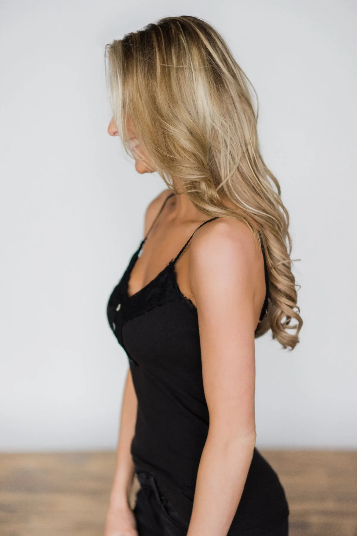 Lace Trimmed Layering Tank Top- Black