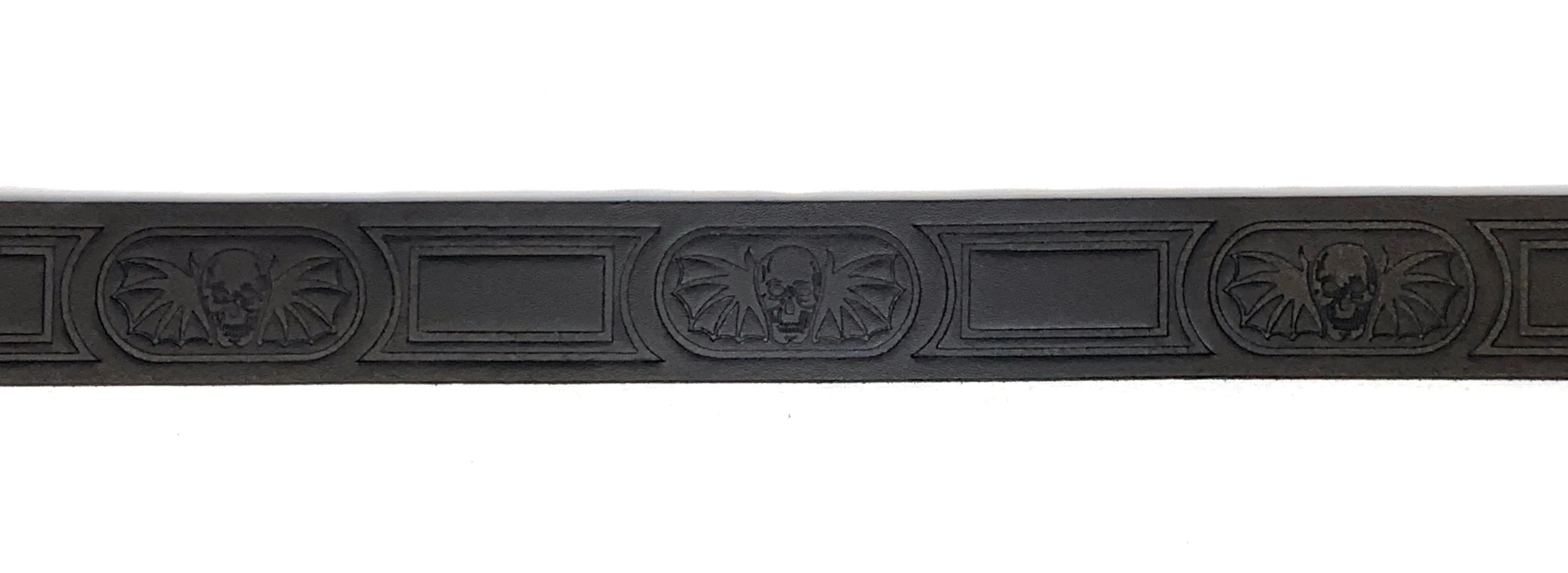 M113  1 1/2" Bat Skull Belt