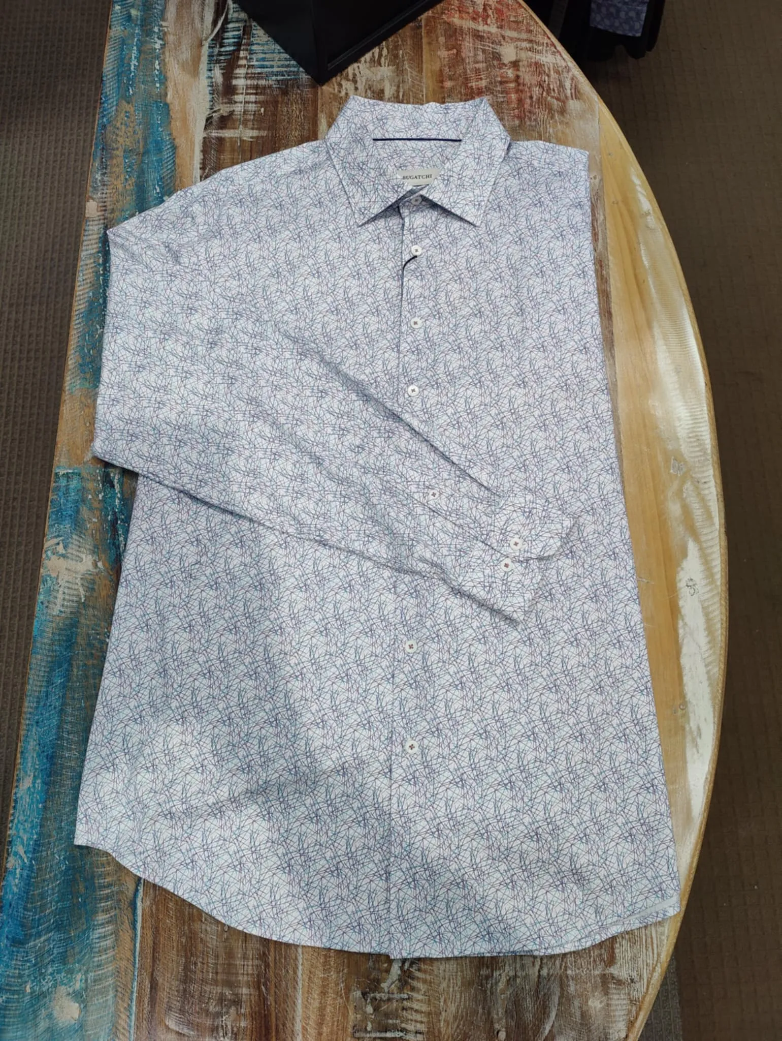 Men's Bugatchi | James Spread Collar OoohCotton Shirt | Stone