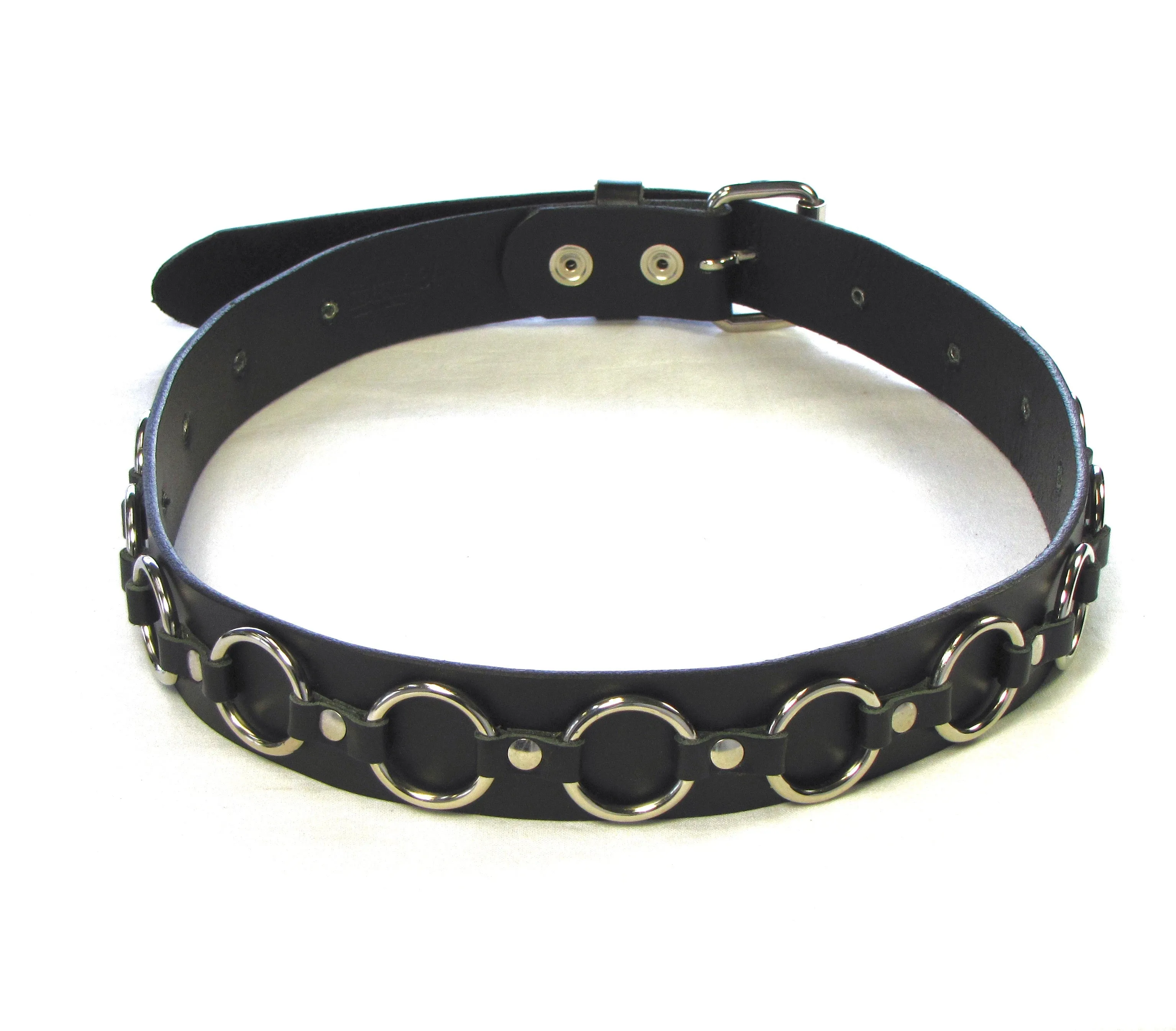 MRB-8  1 3/4" Bondage Belt w/ Ring Strap