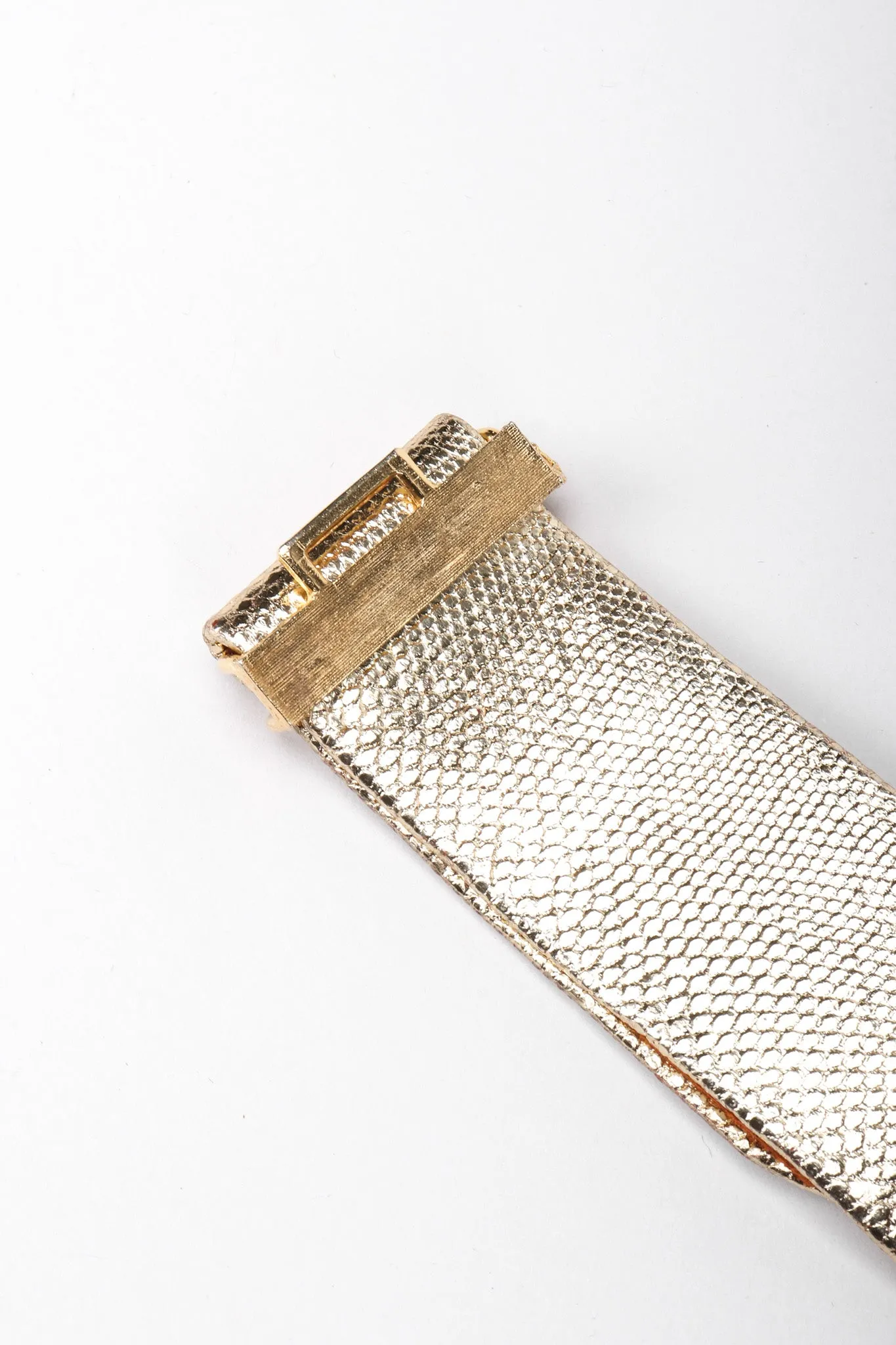 Oversized Buckle Belt