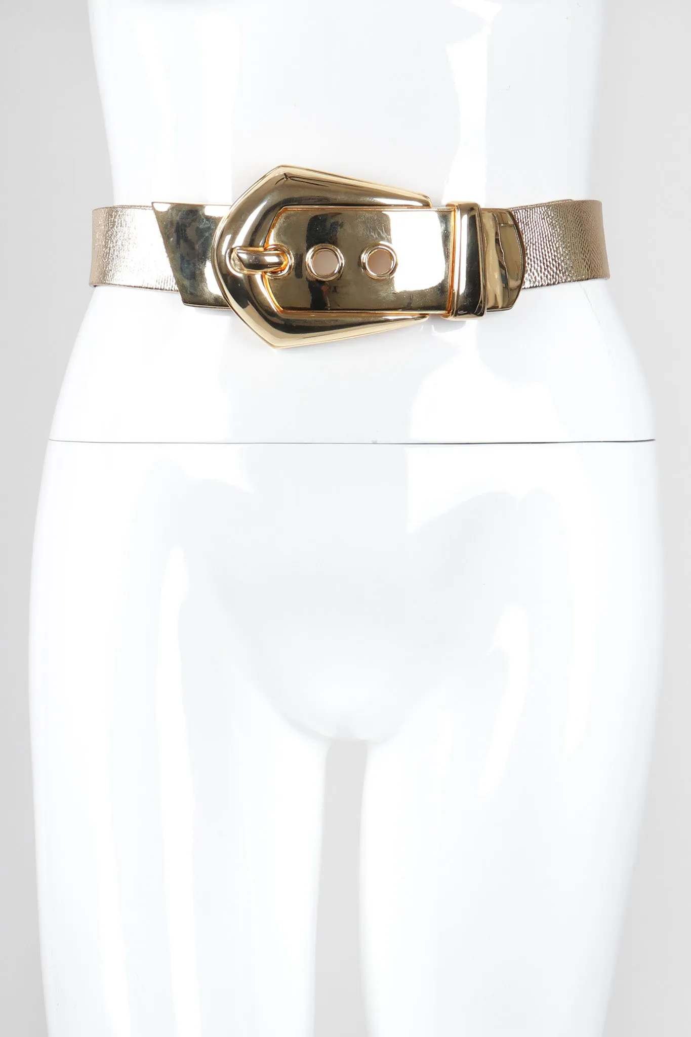 Oversized Buckle Belt
