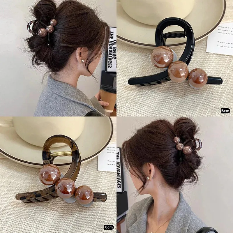 Pearl Crossing Hair Claw