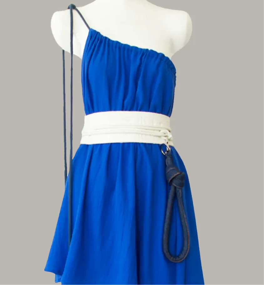 Reversible trapunto/quilted waist & hip curved belt