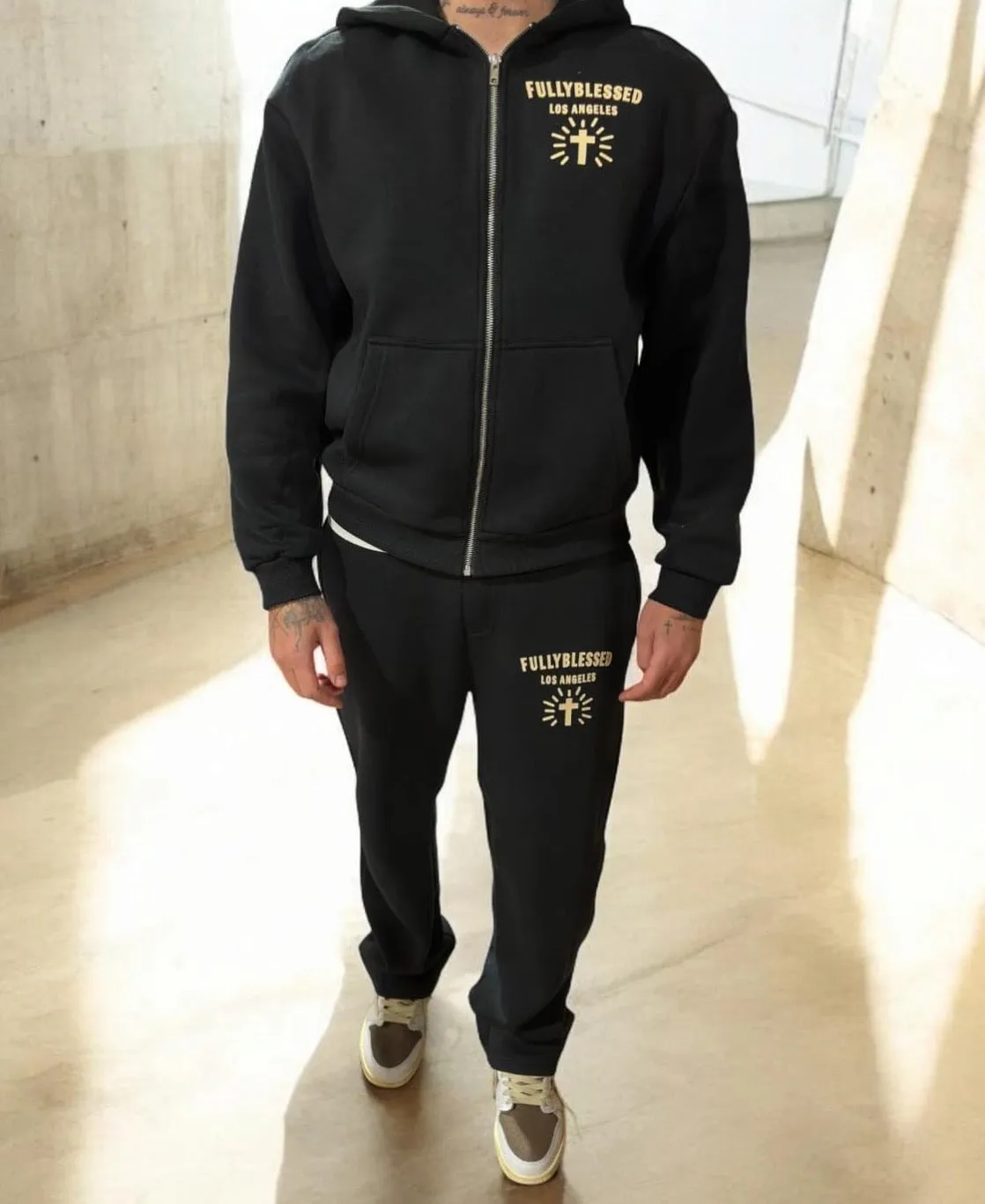 Signature Full Zip Hoodie - Black