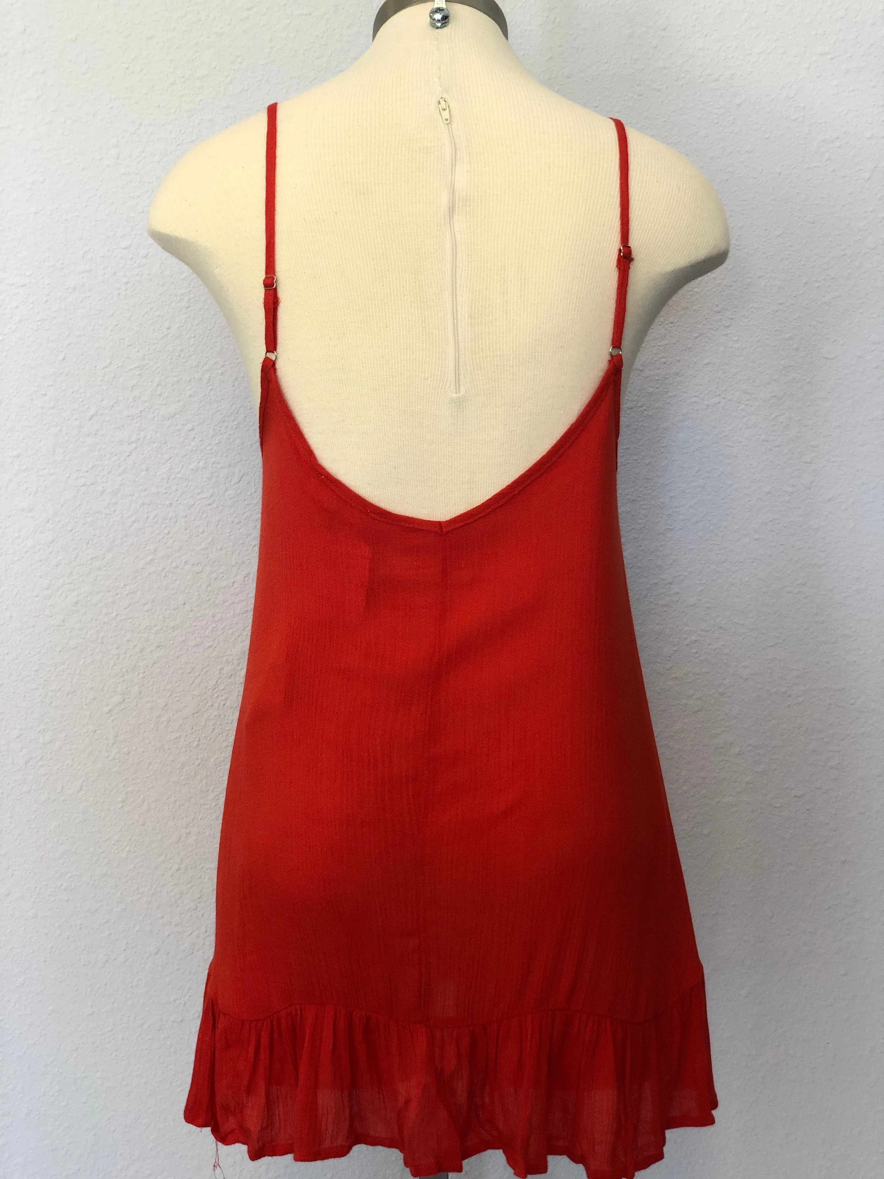 SPAGHETTI STRAP FLOWING CAMI TOP