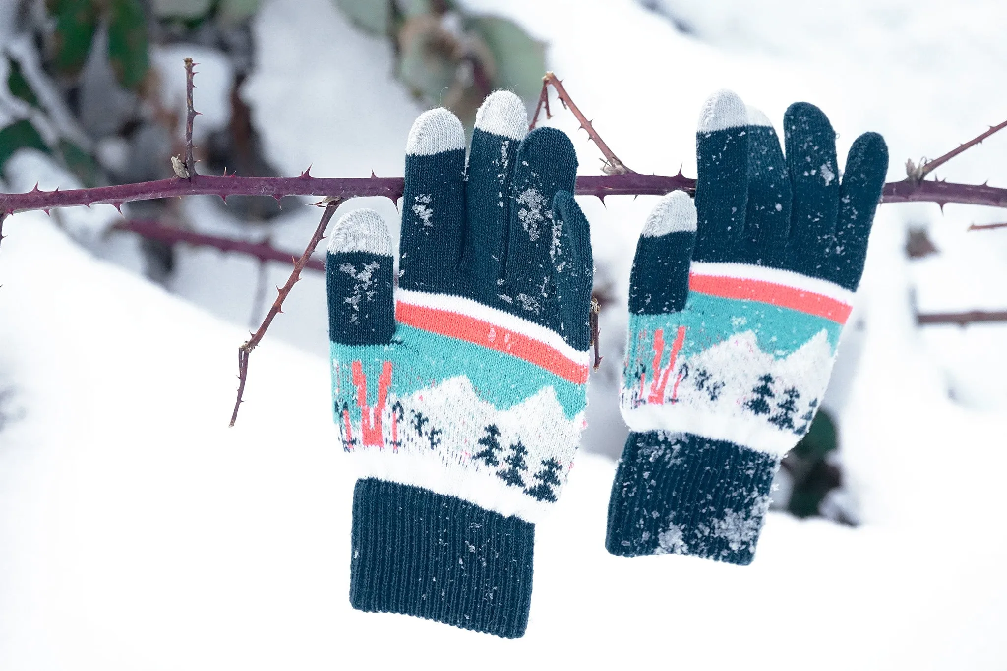 Summit Bound Knit Gloves