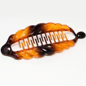 Twisted Design Plastic Banana Clip