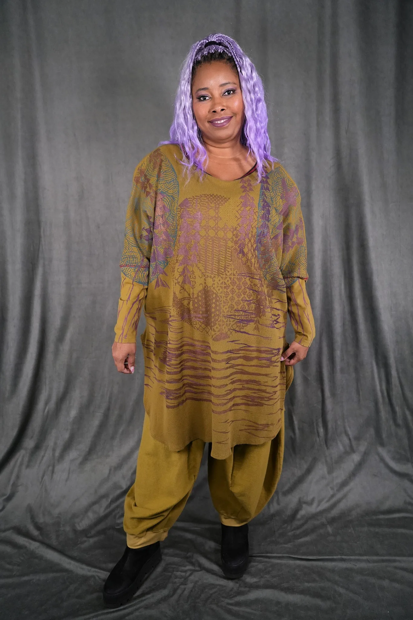 V1320 Natural City Tunic Moss-P