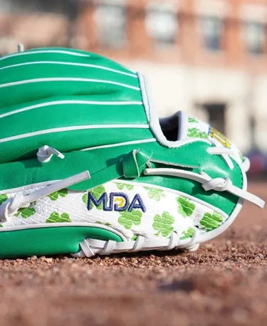 Wilson A2000 11.5" 1786 MDA Shamrocks Baseball Glove